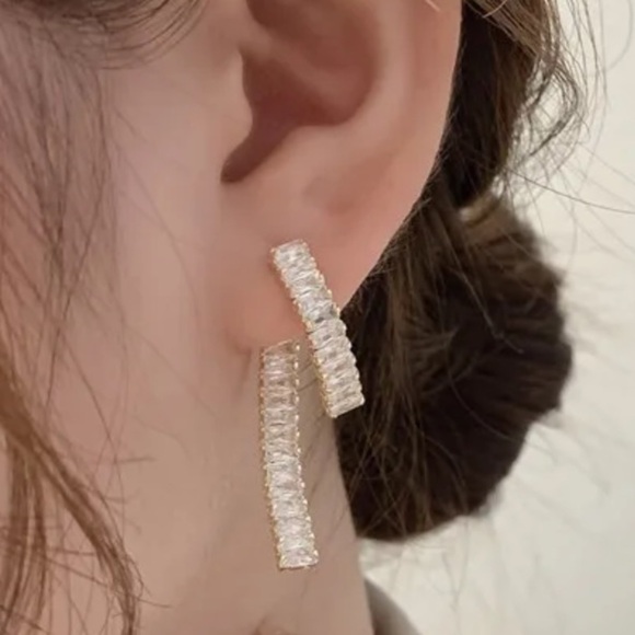 925 Sterling Silver Gold Plated Baguette Earrings Geometric Zircon Earrings - Picture 5 of 15